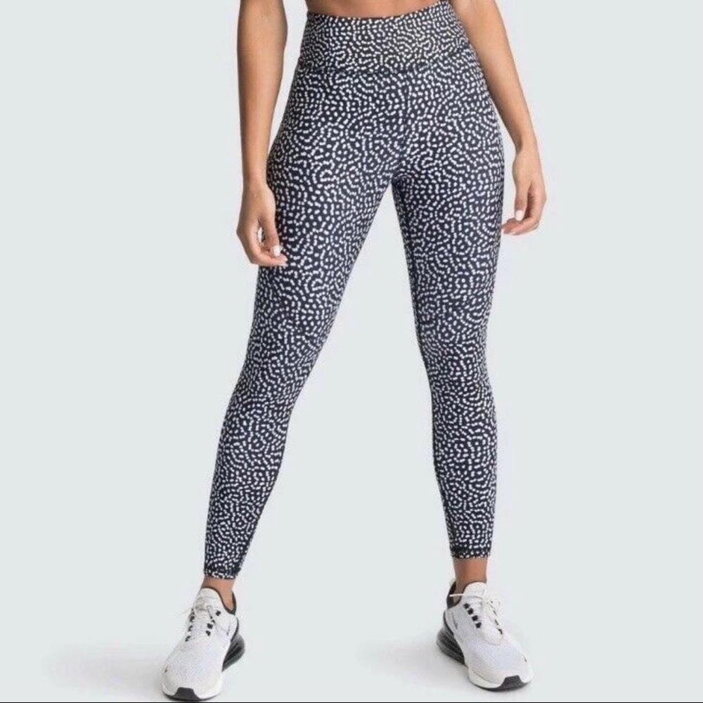 DoYouEven Excel High Rise Leggings in Black Speckle Size Small